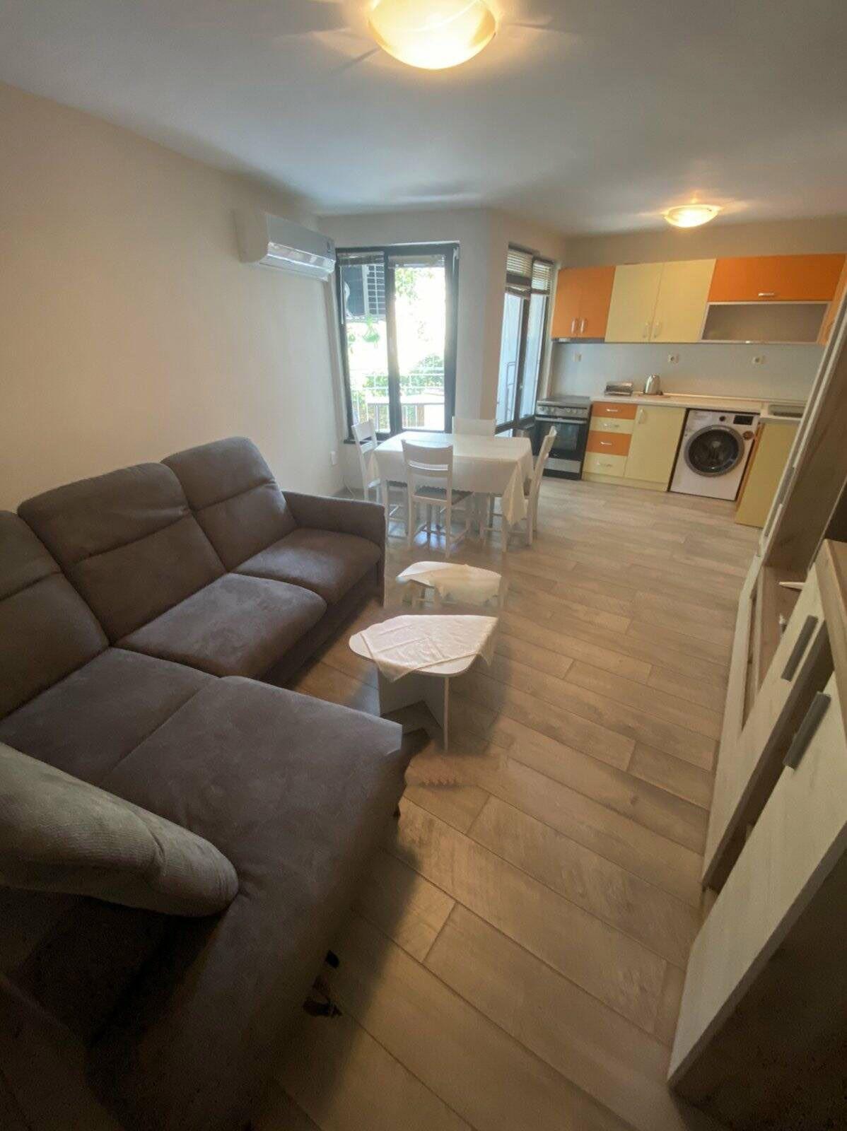 Под наем в Бургас двустаен Център ID 2175061