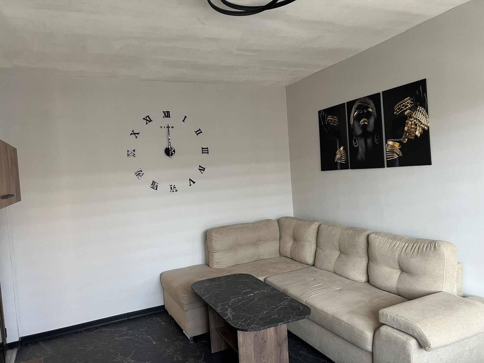 Двустаен, под наем, жк. Банишора