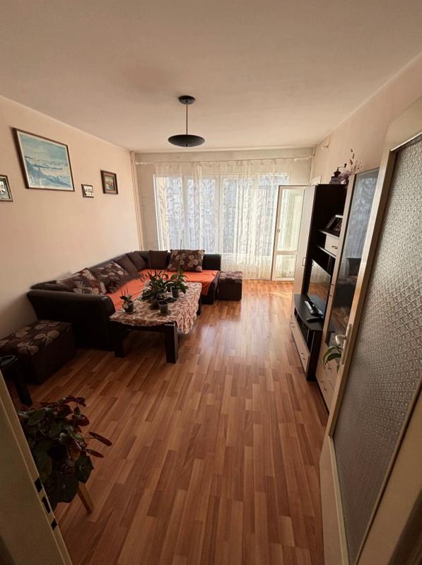 За продажба в София тристаен Света Троица ID 2101568