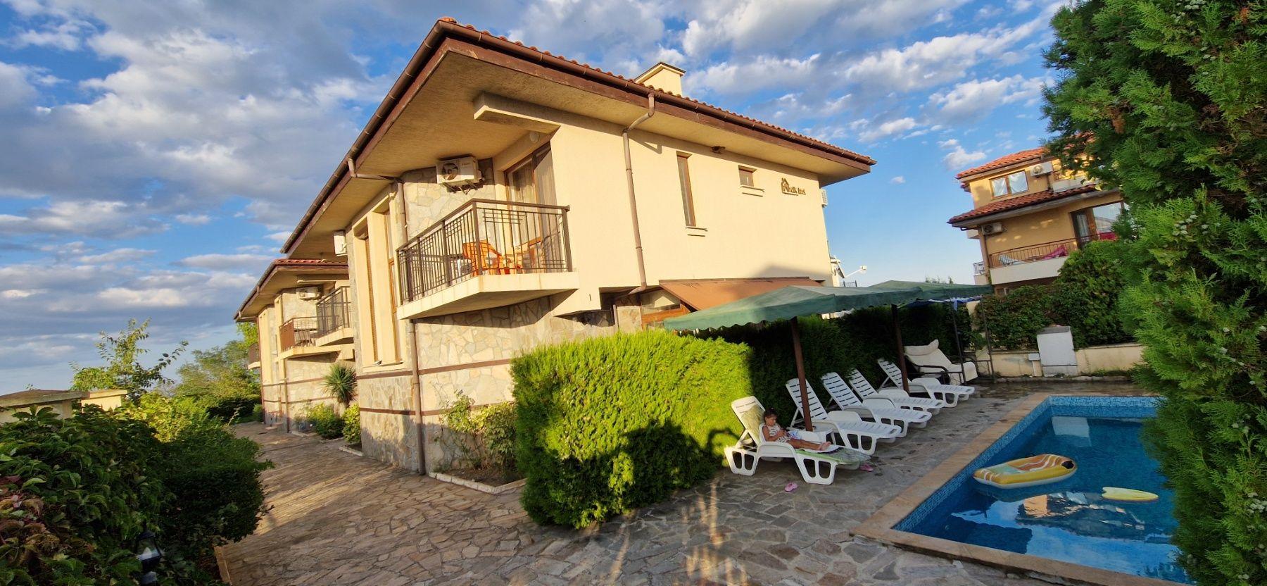 За летния период! Къща, под наем, гр. Созопол