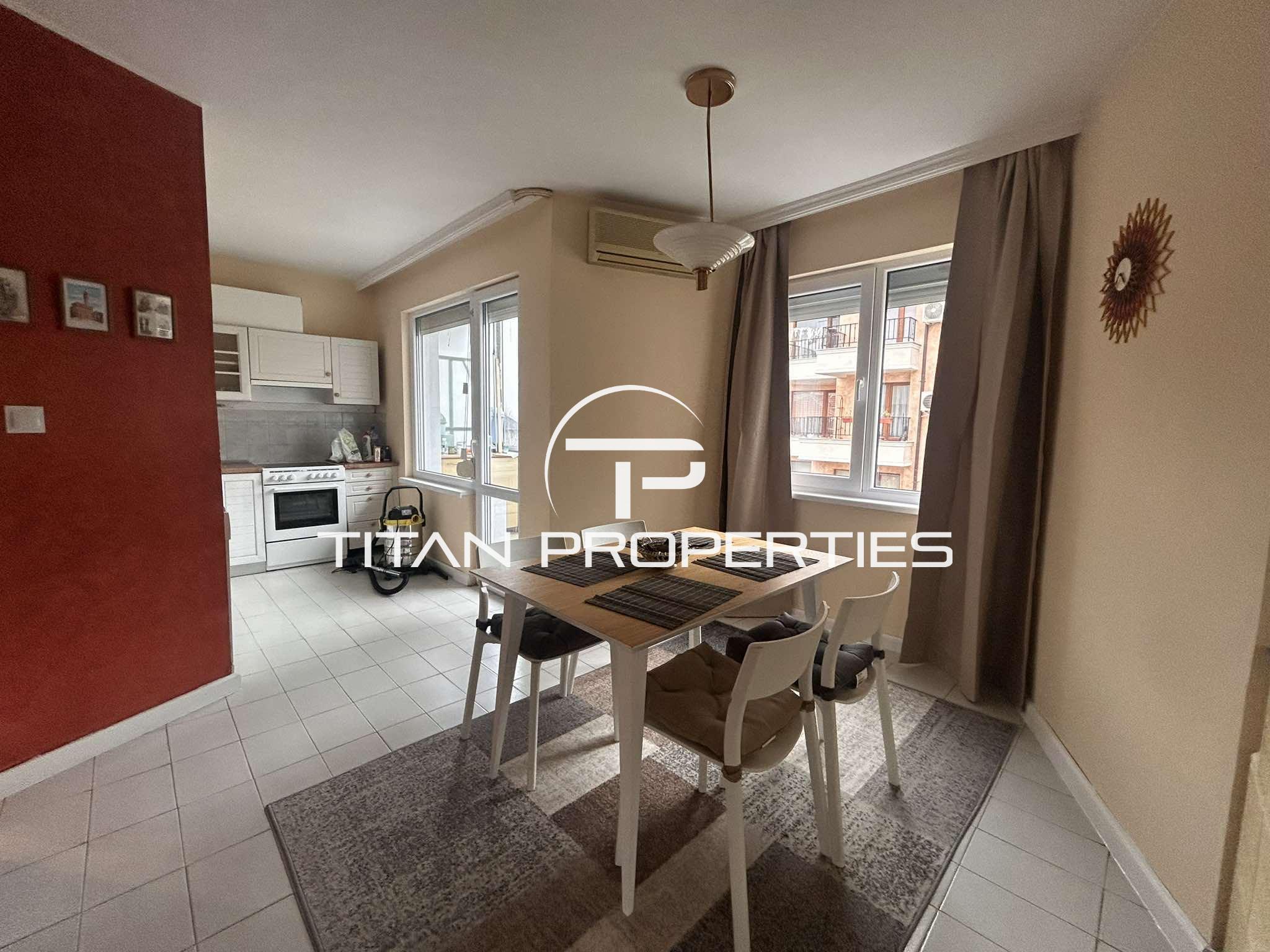 Мезонет, под наем, Център