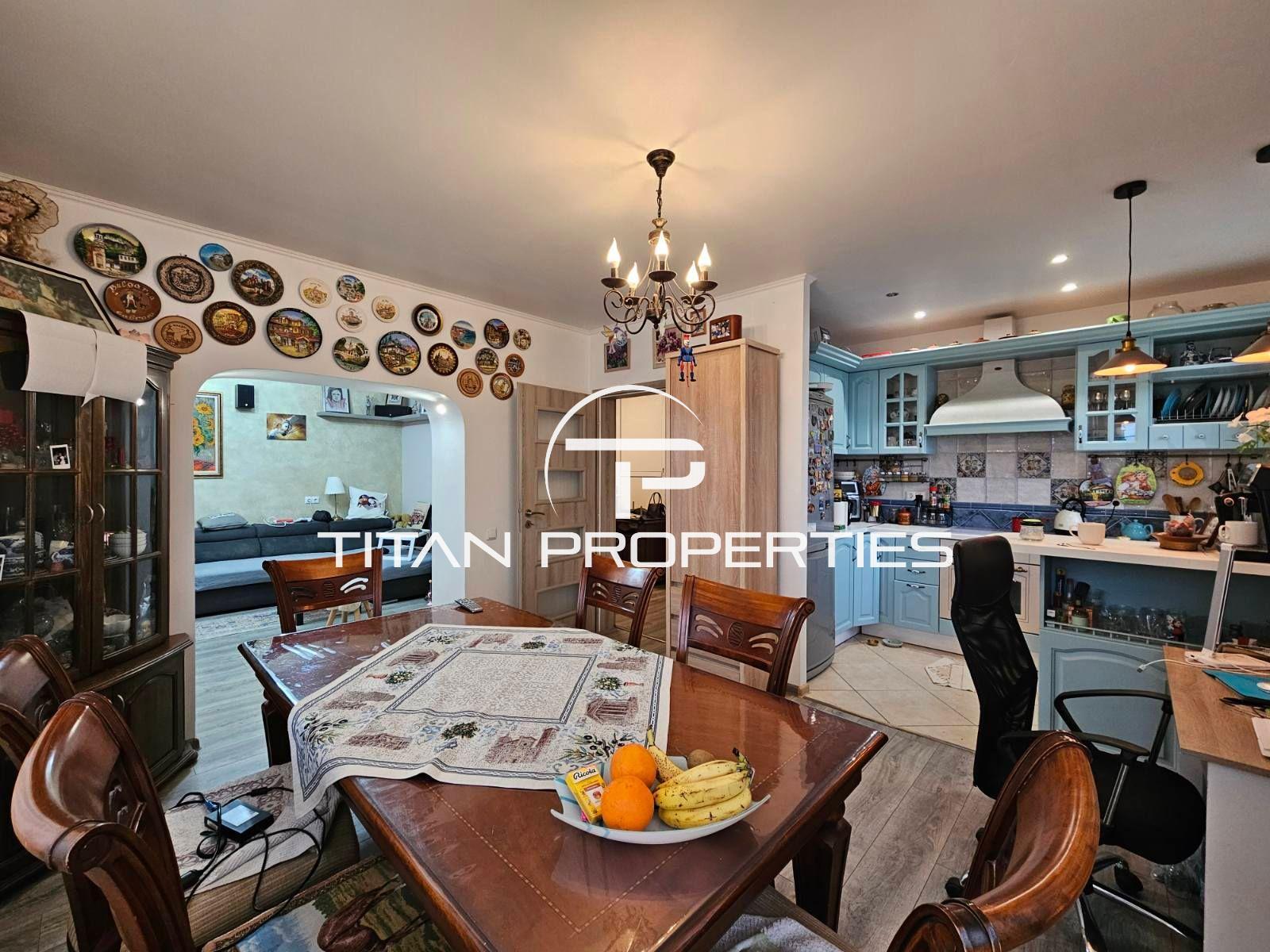 Етаж от къща, за продажба, кв. Виница