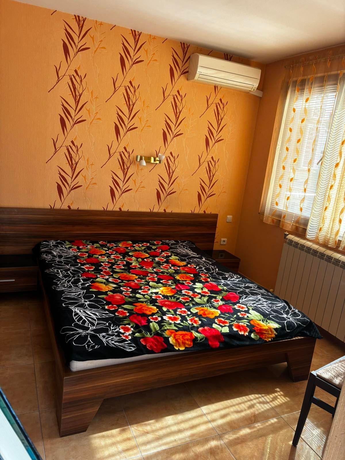 Тристаен за продаба в кв.Манастирски ливади