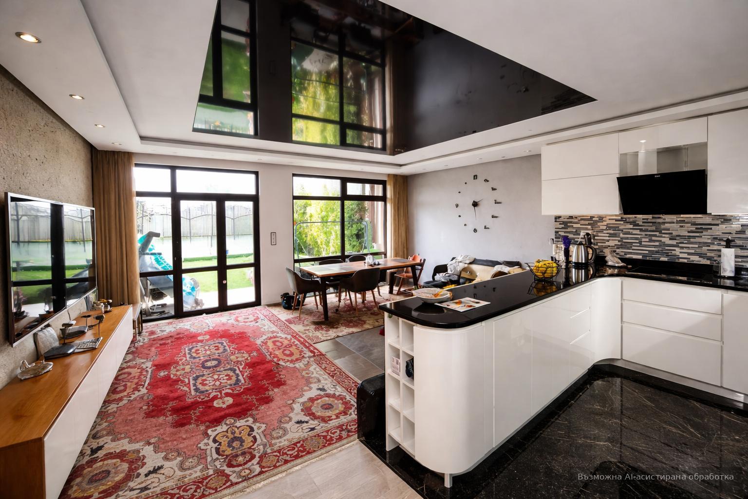 Двуетажна къща за продажба в кв. Коматево