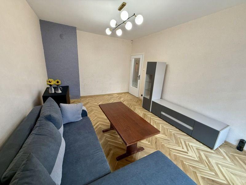 Двустаен, под наем, жк. Разсадника