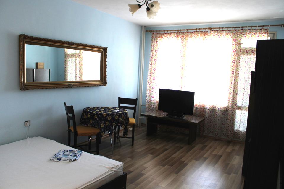 Едностаен, под наем, жк. Света Троица