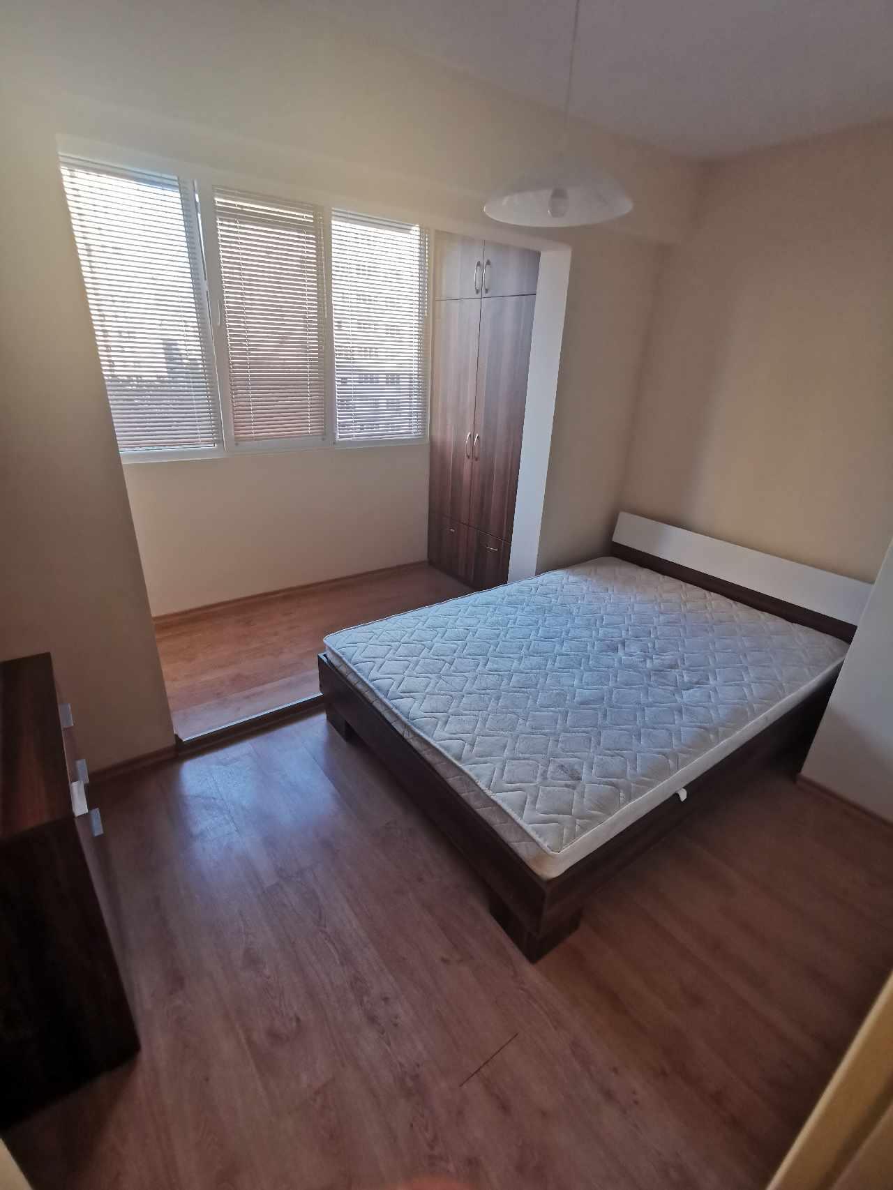 Под наем в Бургас тристаен Славейков ID 2168579