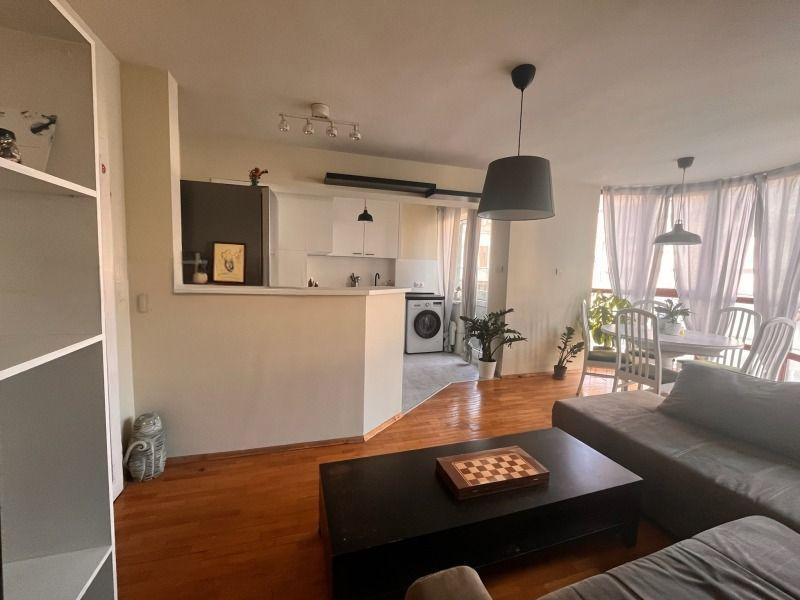 Тристаен, под наем, жк. Хладилника