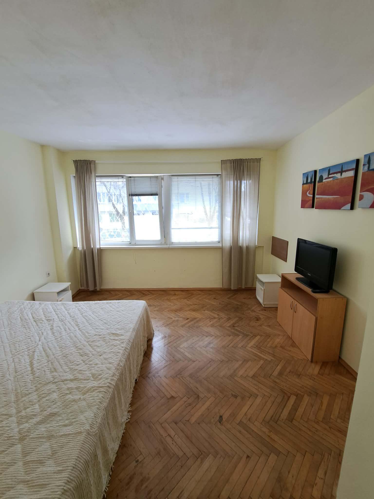 Под наем в Варна двустаен Спортна зала ID 2059765