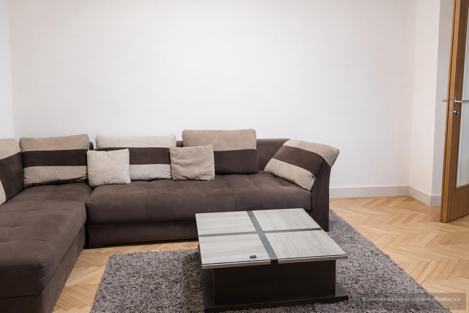 Двустаен апартамент под наем в кв. Кючук Париж