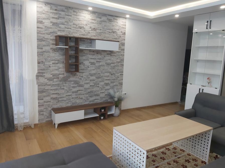 Двустаен, под наем, жк. Връбница 2