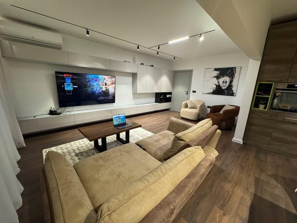 Четиристаен, под наем, жк. Гео Милев