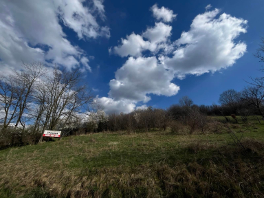 За продажба в София парцел  Перник ID 88145