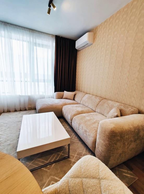 Двустаен, под наем, жк. Сердика