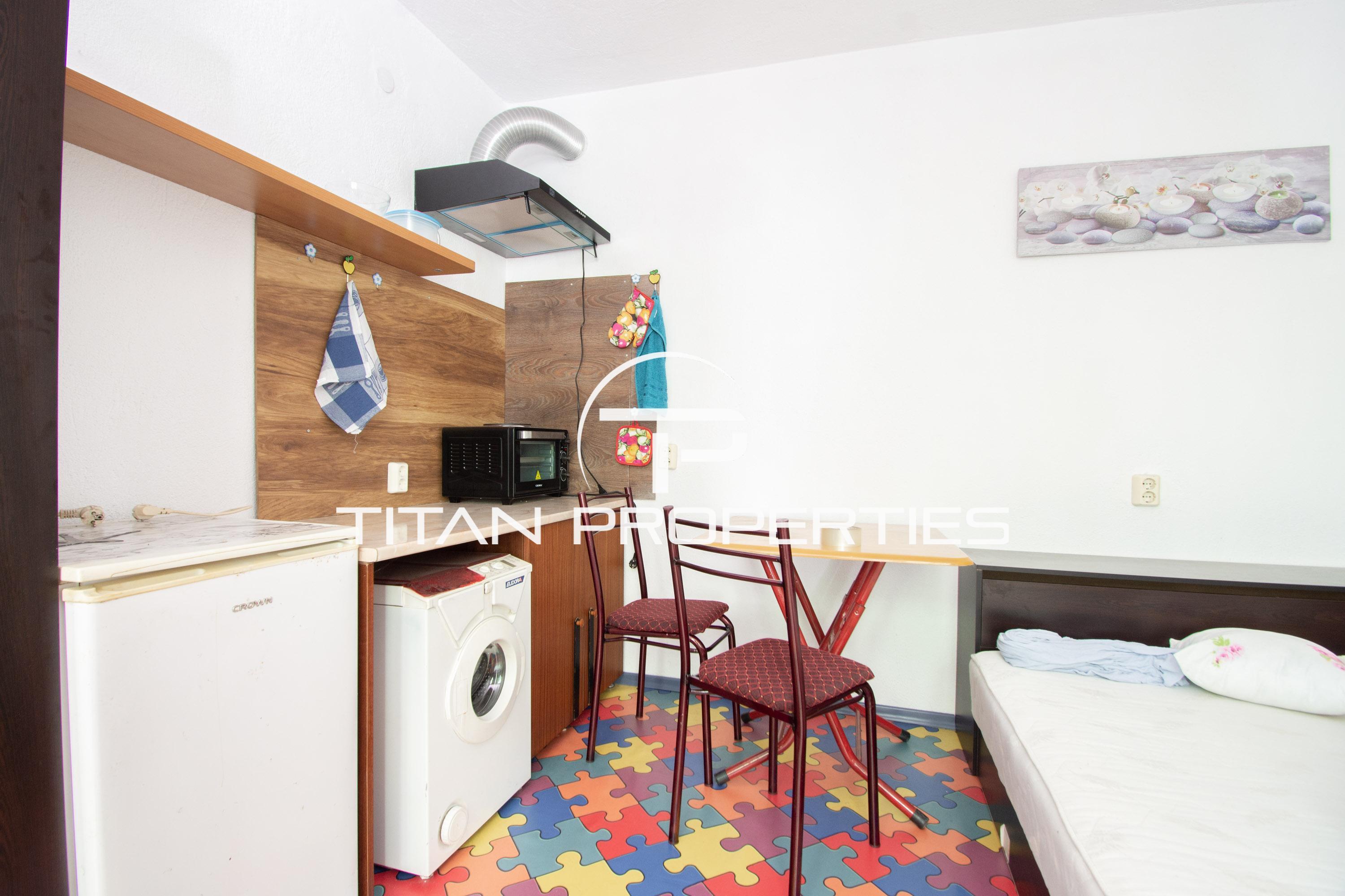 Едностаен, под наем, Център