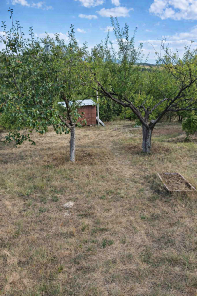 За продажба в София парцел  Перник ID 2073991