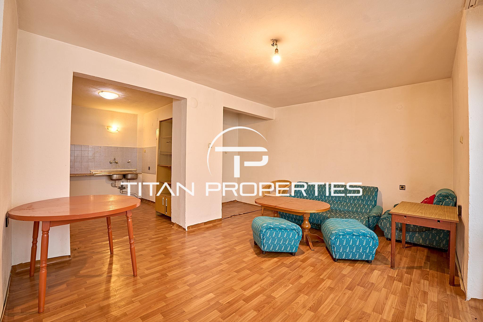 За продажба в Пловдив тристаен Център П ID 2083654