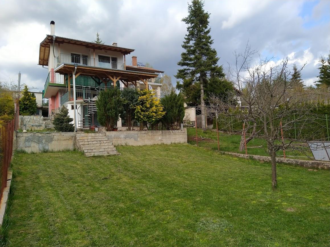 За продажба в София къща Извън София ID 2096886