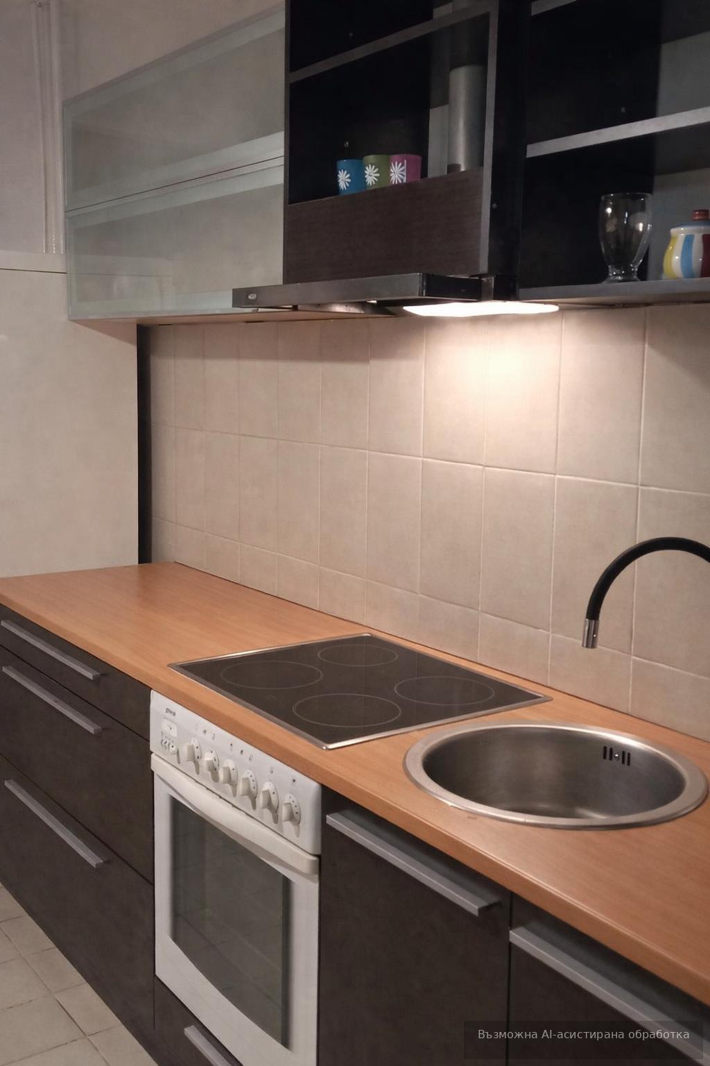 Тристаен за продажба в кв. Младост 3
